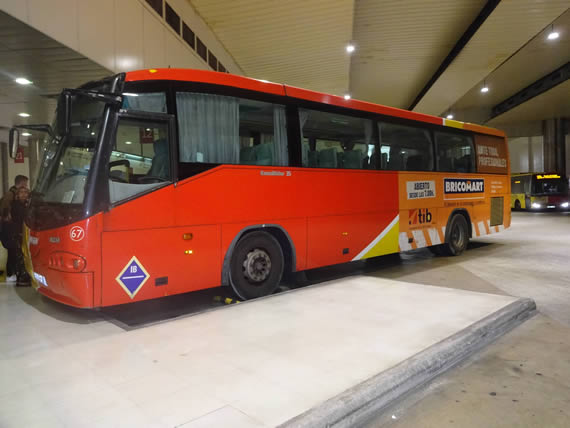 tib bus in palma station