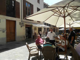 cafe moderno in palma street